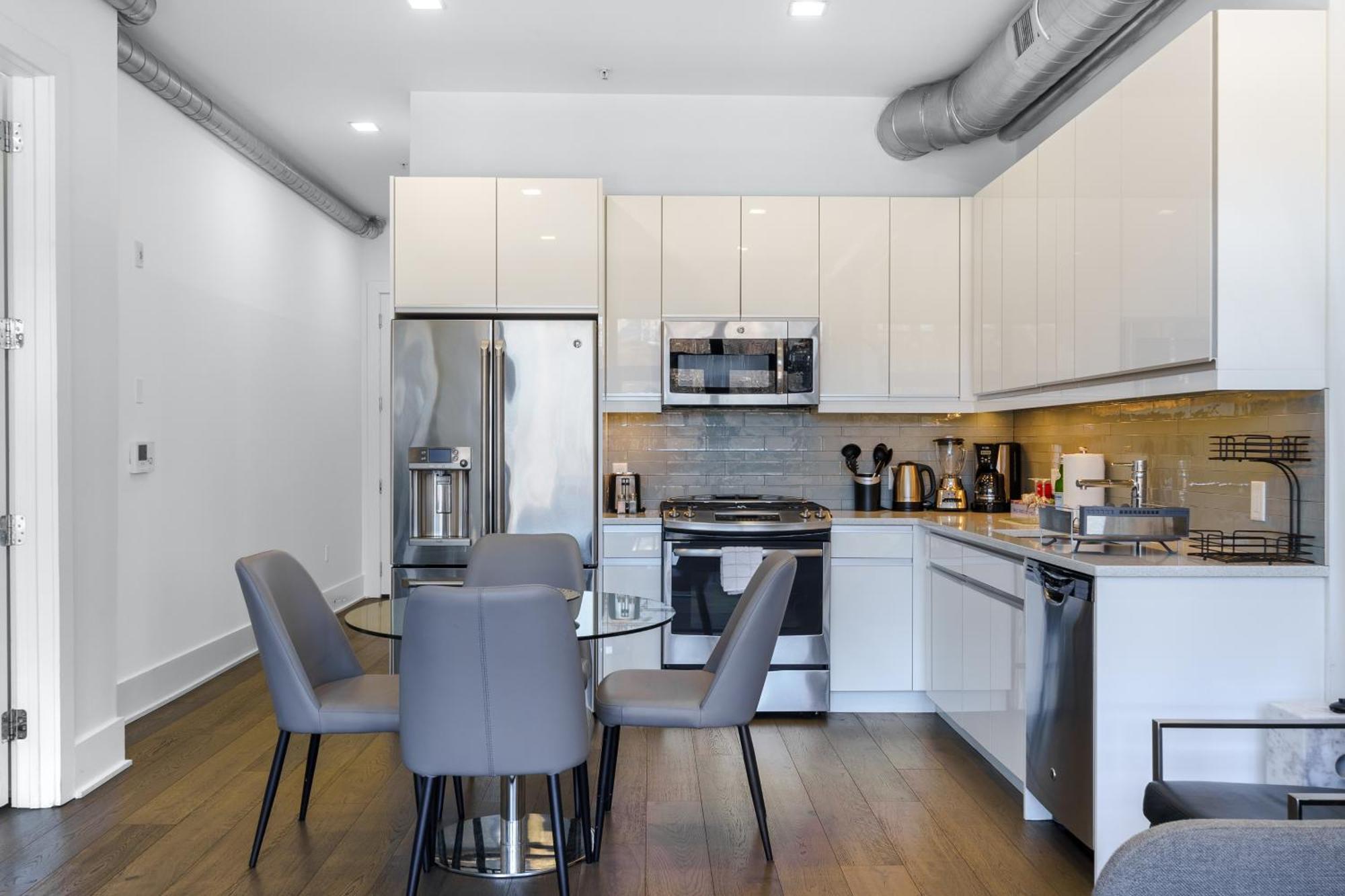 Dharma Home Suites هوبوكين المظهر الخارجي الصورة