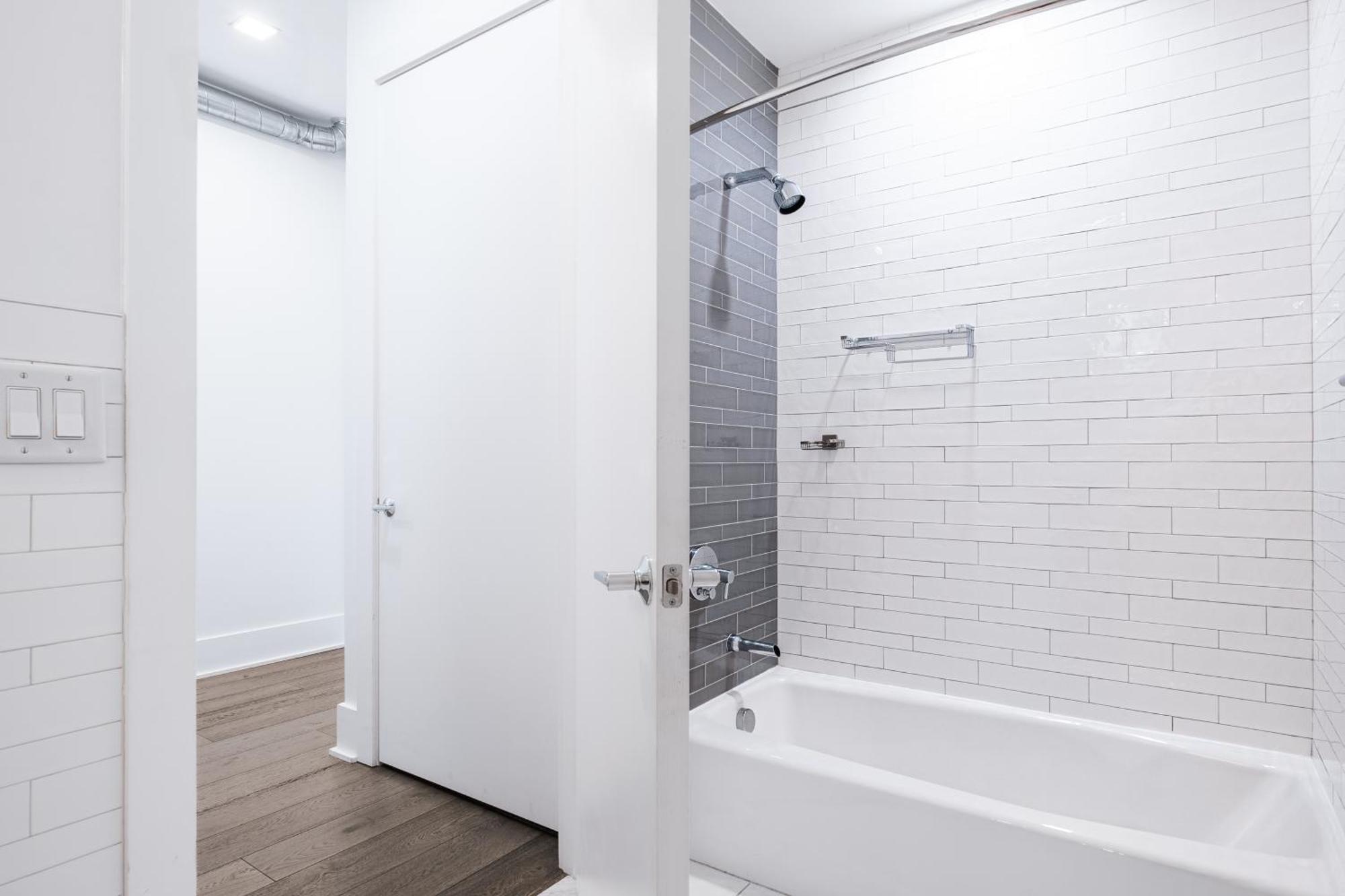 Dharma Home Suites هوبوكين المظهر الخارجي الصورة